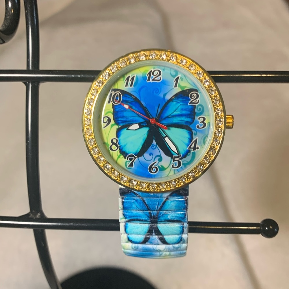 🦋 Beautiful Butterfly Watch